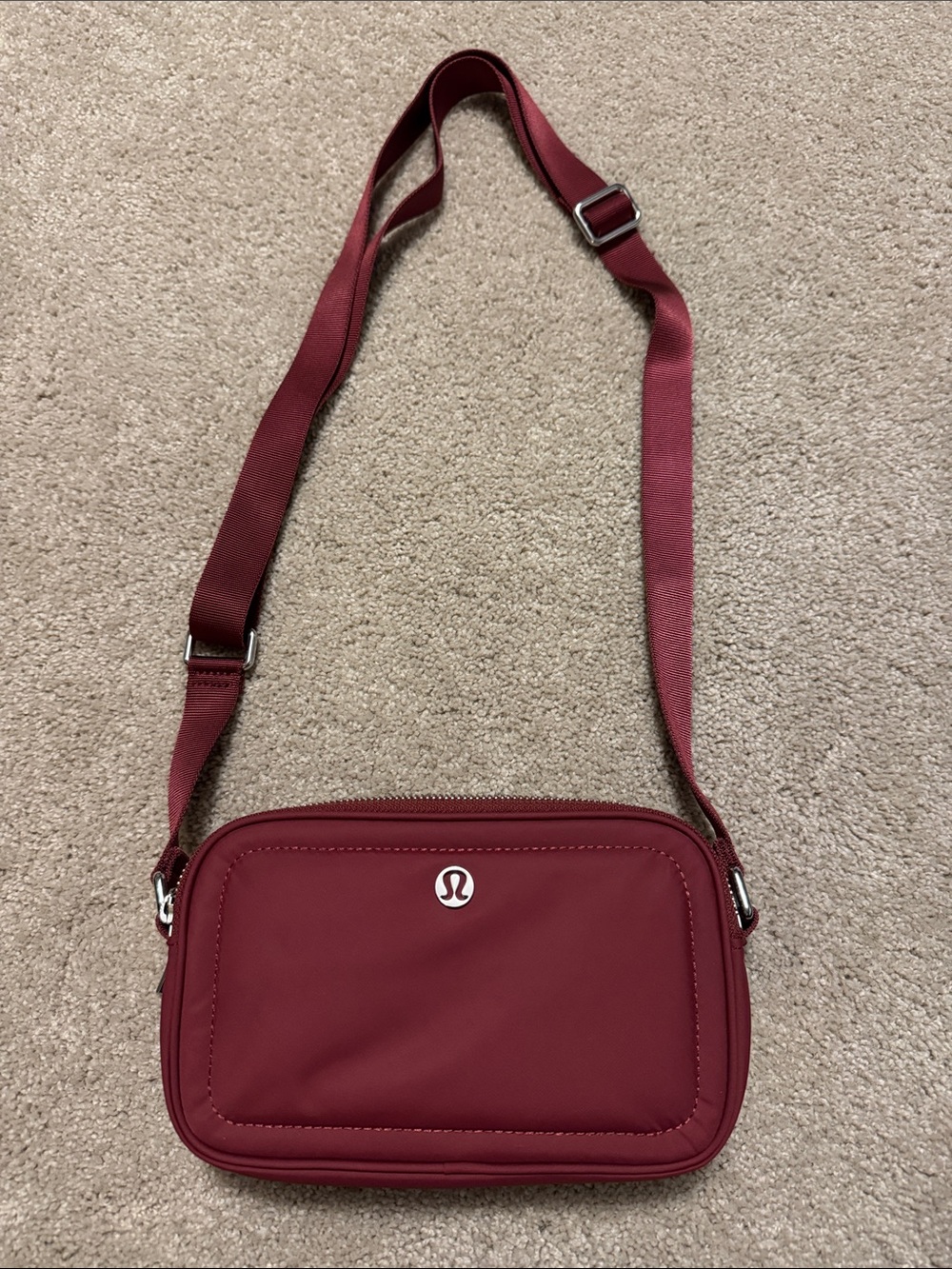 lululemon athletica Compact Crossbody Bag - Burgundy